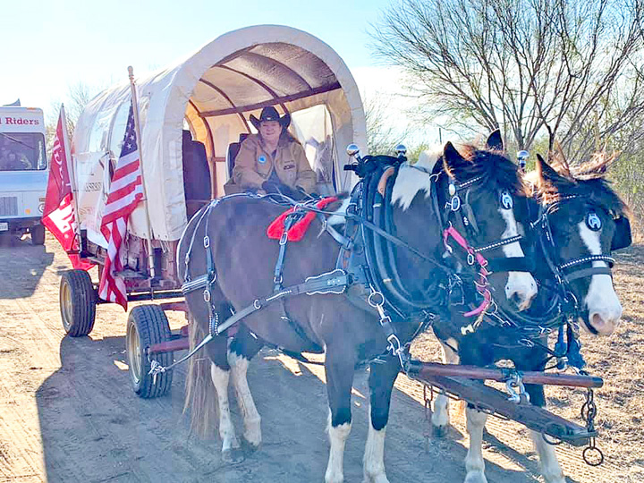 Laredo Trailride COLOR The Devine News