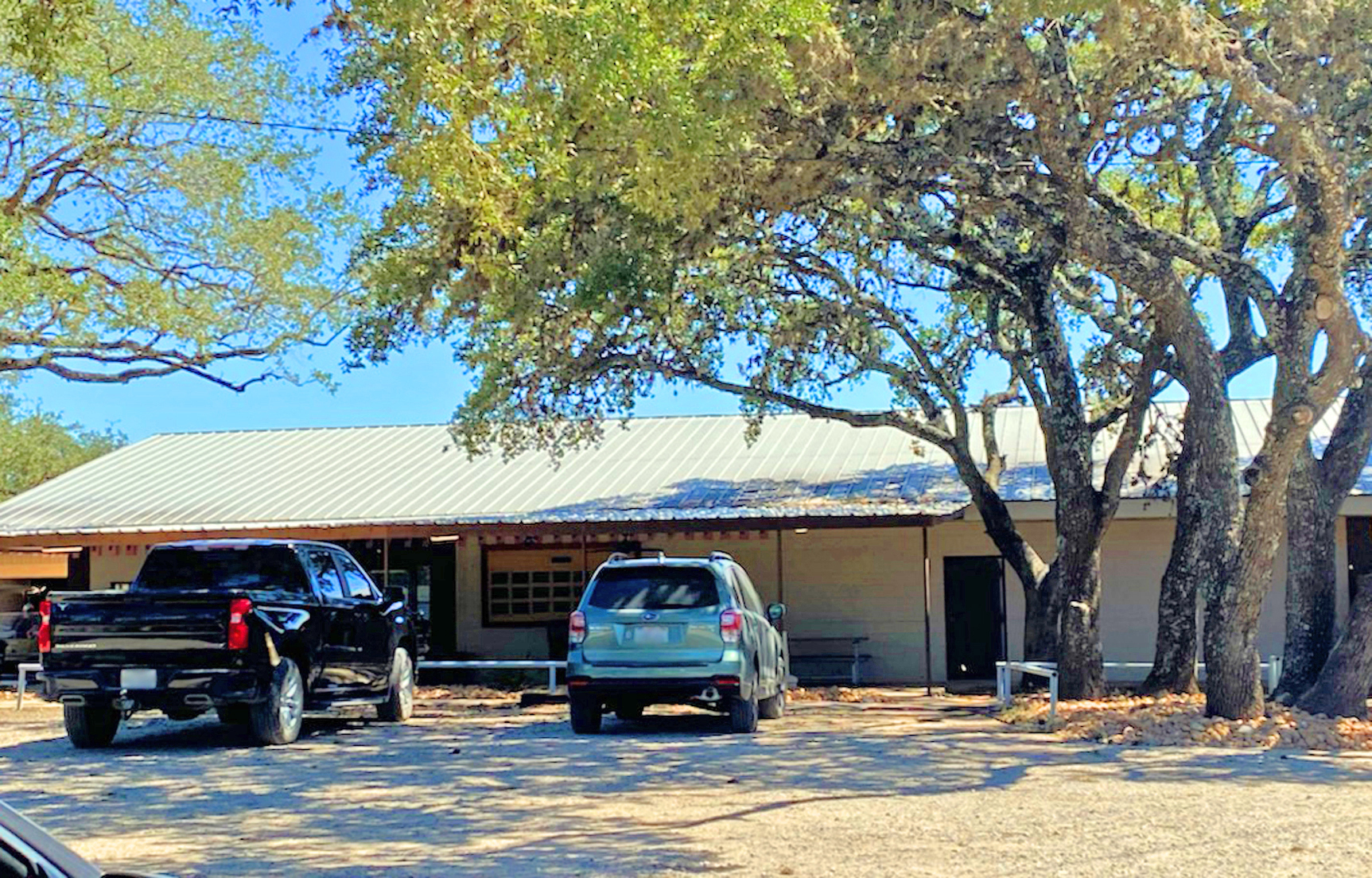 Devine authorizes 450k tax note for golf course clubhouse renovation