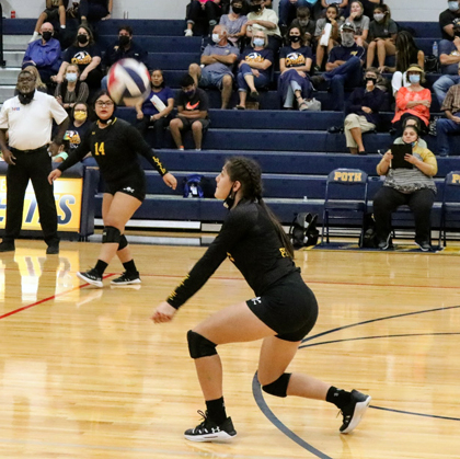 Lytle battles Poth in Pirate volleyball