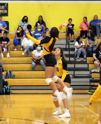 Lady Pirates end volleyball season strong