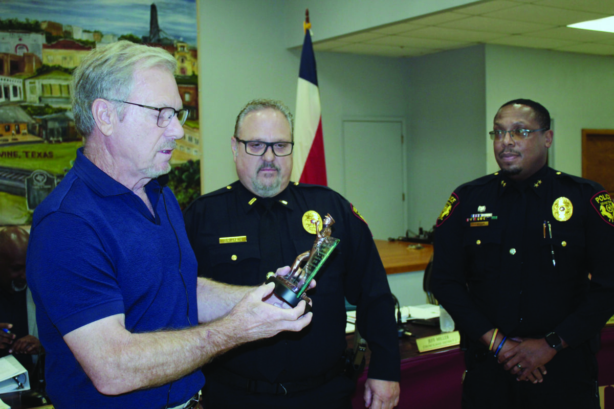 Lt. Andrews honored for 34 years of service