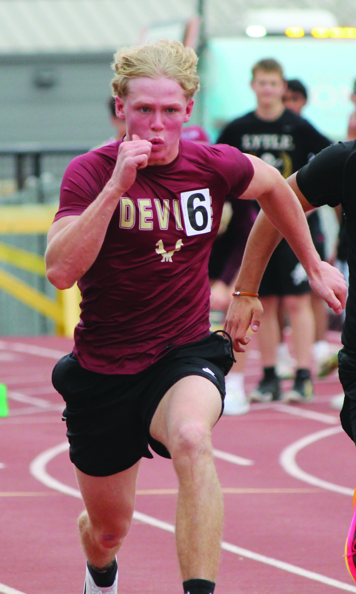 11 Warhorses looking to make their mark at Regional Track & Field Meet